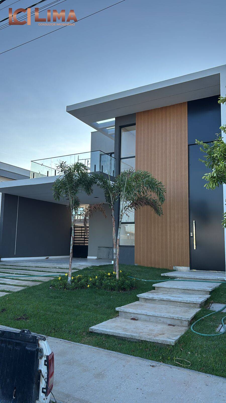 Casa à venda com 4 quartos, 339m² - Foto 11